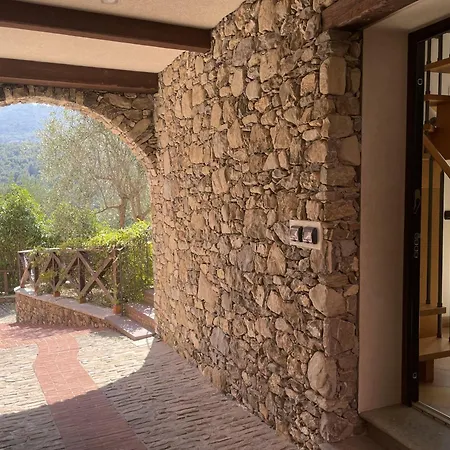 Casa Serena - Borgo Agosti By Holiday World شقة